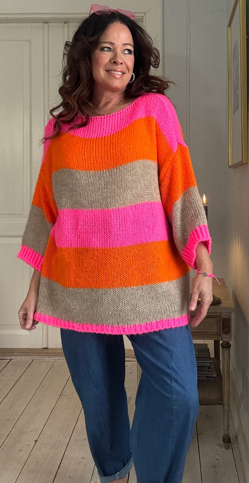 Manon strik med brede striber fuxia LikeLondon