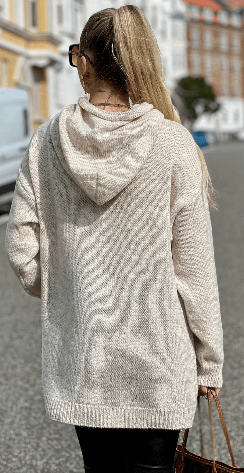 Linda strik med hætte og snørre beige LikeLondon