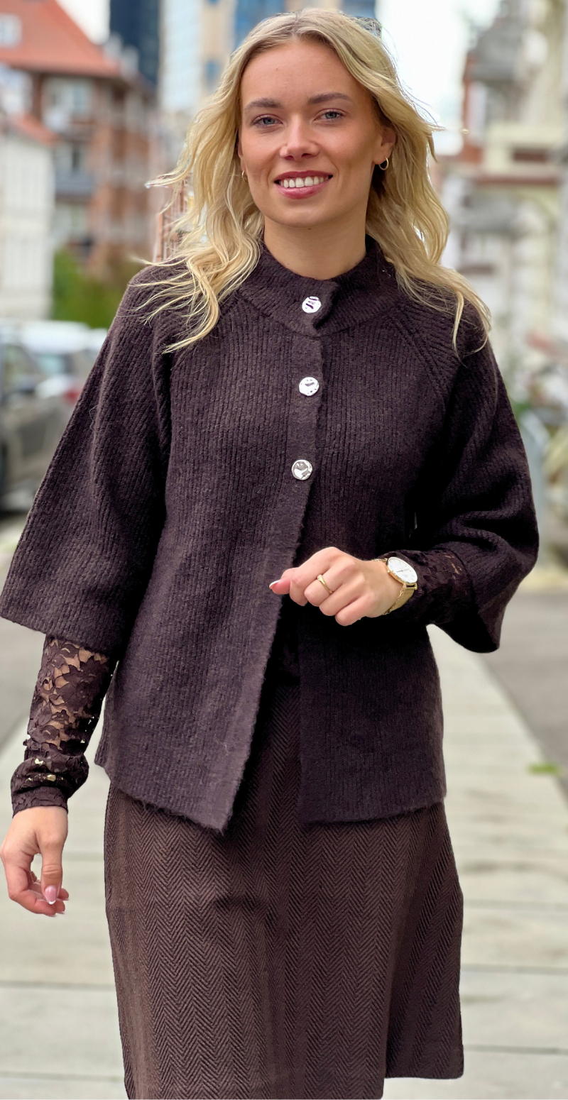 Otaja cardigan med knapper fortil og korte ærmer java melange b.young