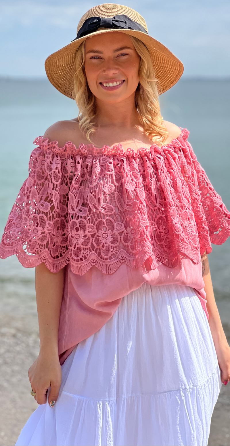 Elsa bluse uden ærmer og blondekappe pink LikeLondon
