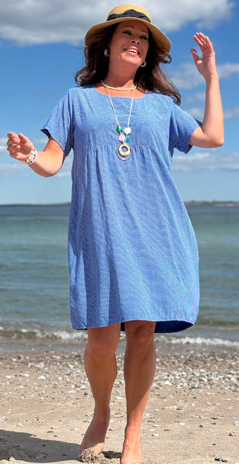 Majse kjole med striber royalblue LikeLondon