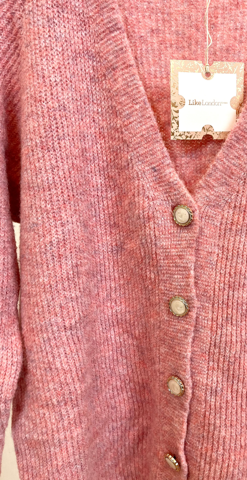 Zophia uldcardigan med V-hals og perlemorsknapper pink LikeLondon