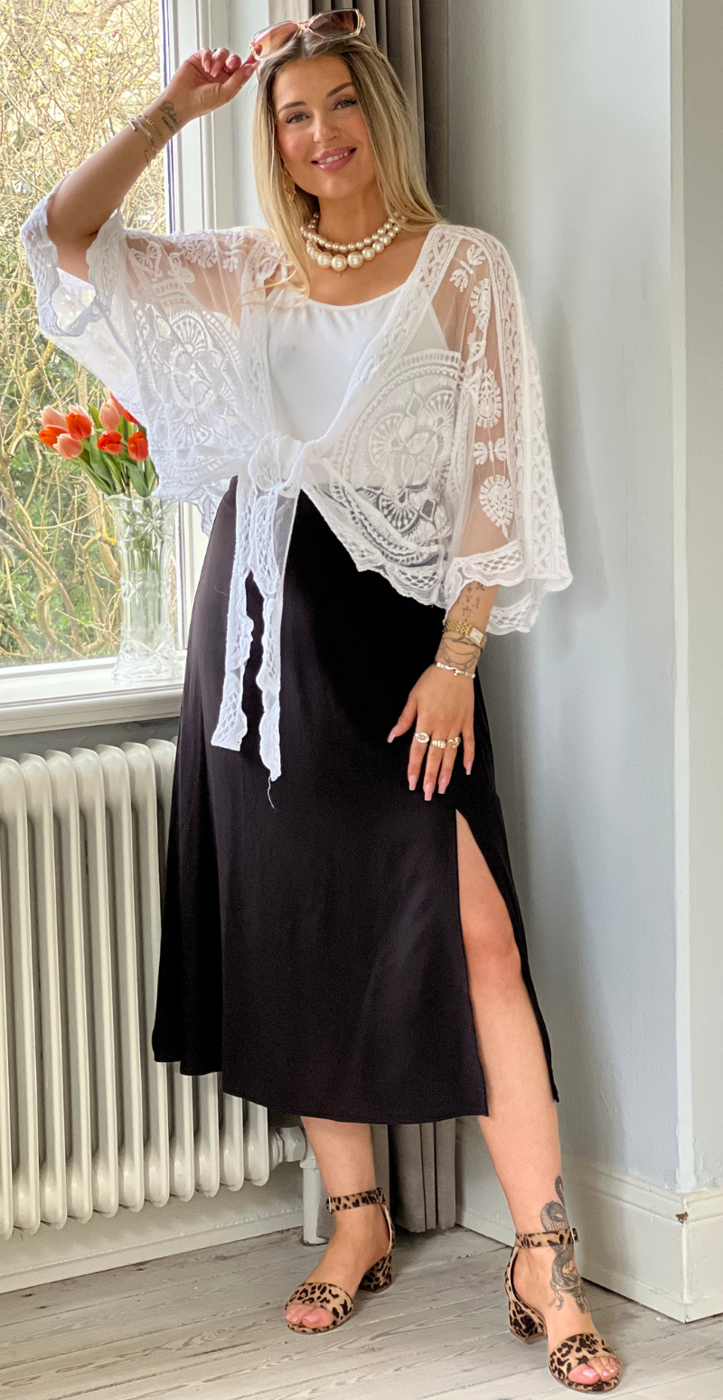 Norma blonde cardigan med bindebånd hvid LikeLondon