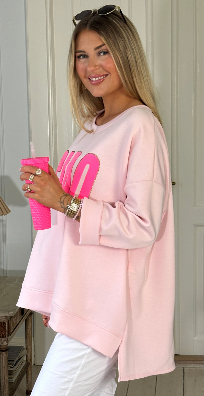 Wanda sweatshirt med rund hals og "ciao" rosa LikeLondon