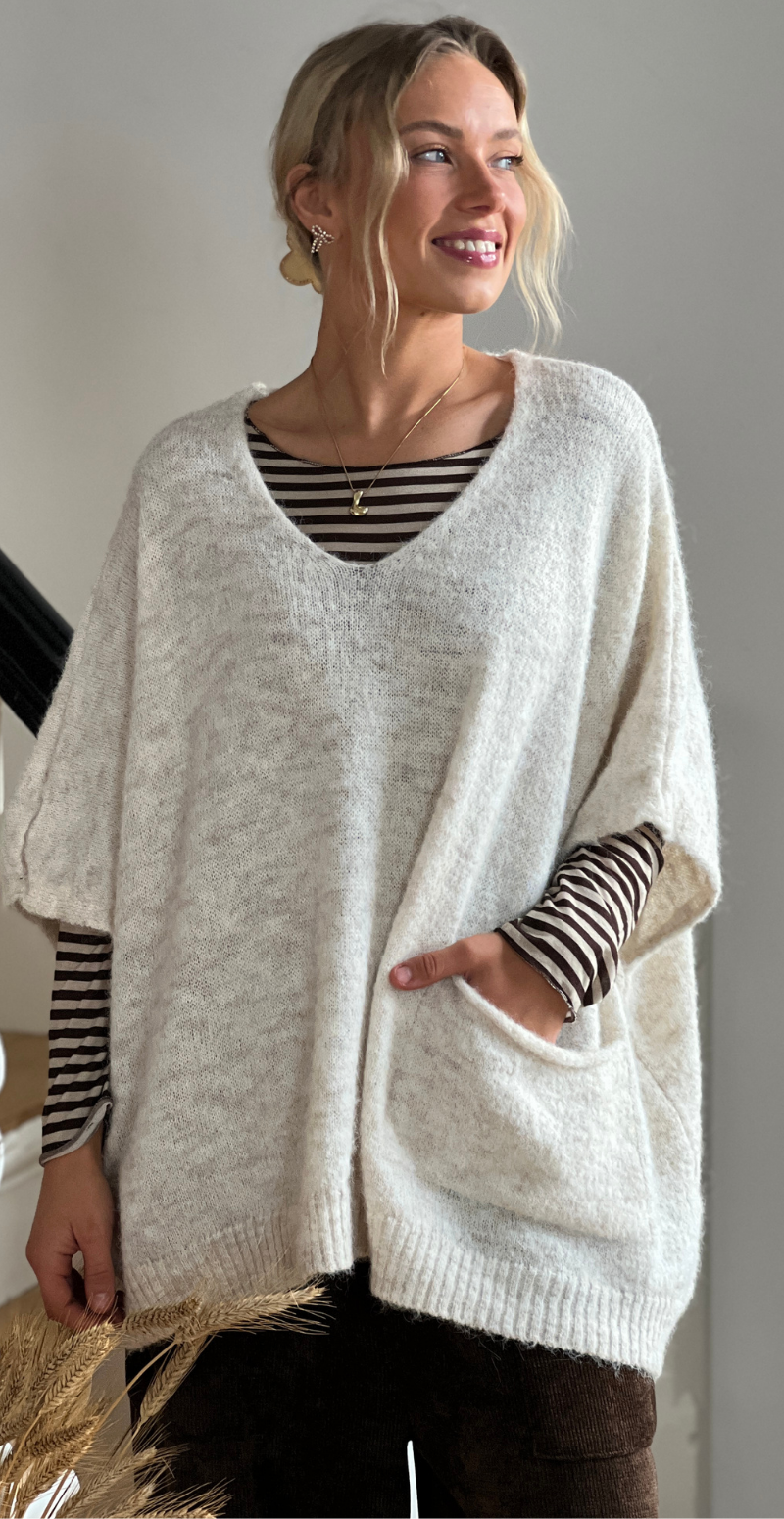 Doris strikvest med lomme og v-hals beige LikeLondon