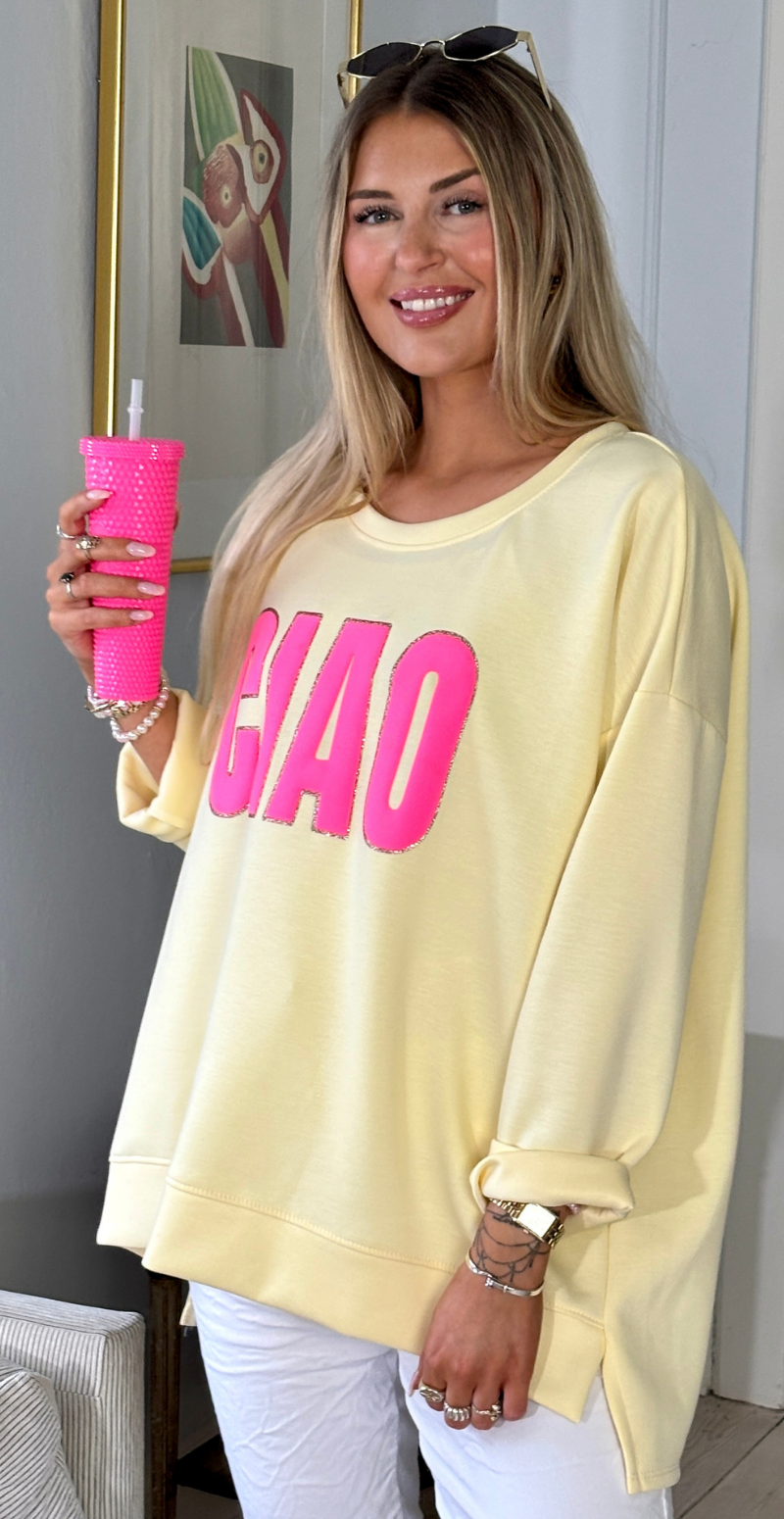Wanda sweatshirt med rund hals og "ciao" gul LikeLondon