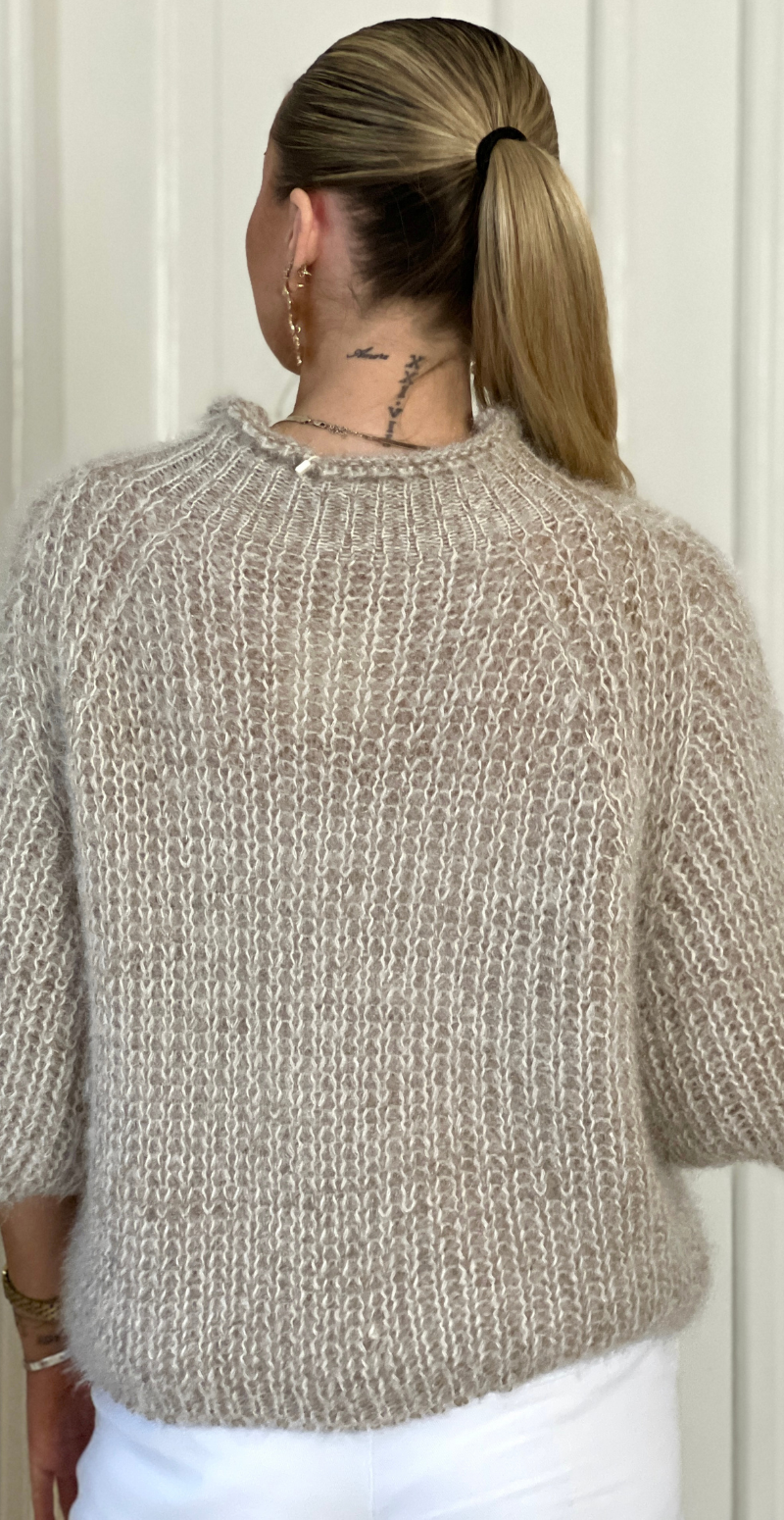 Donna strik med turtleneck og trekvart ærmer fango LikeLondon