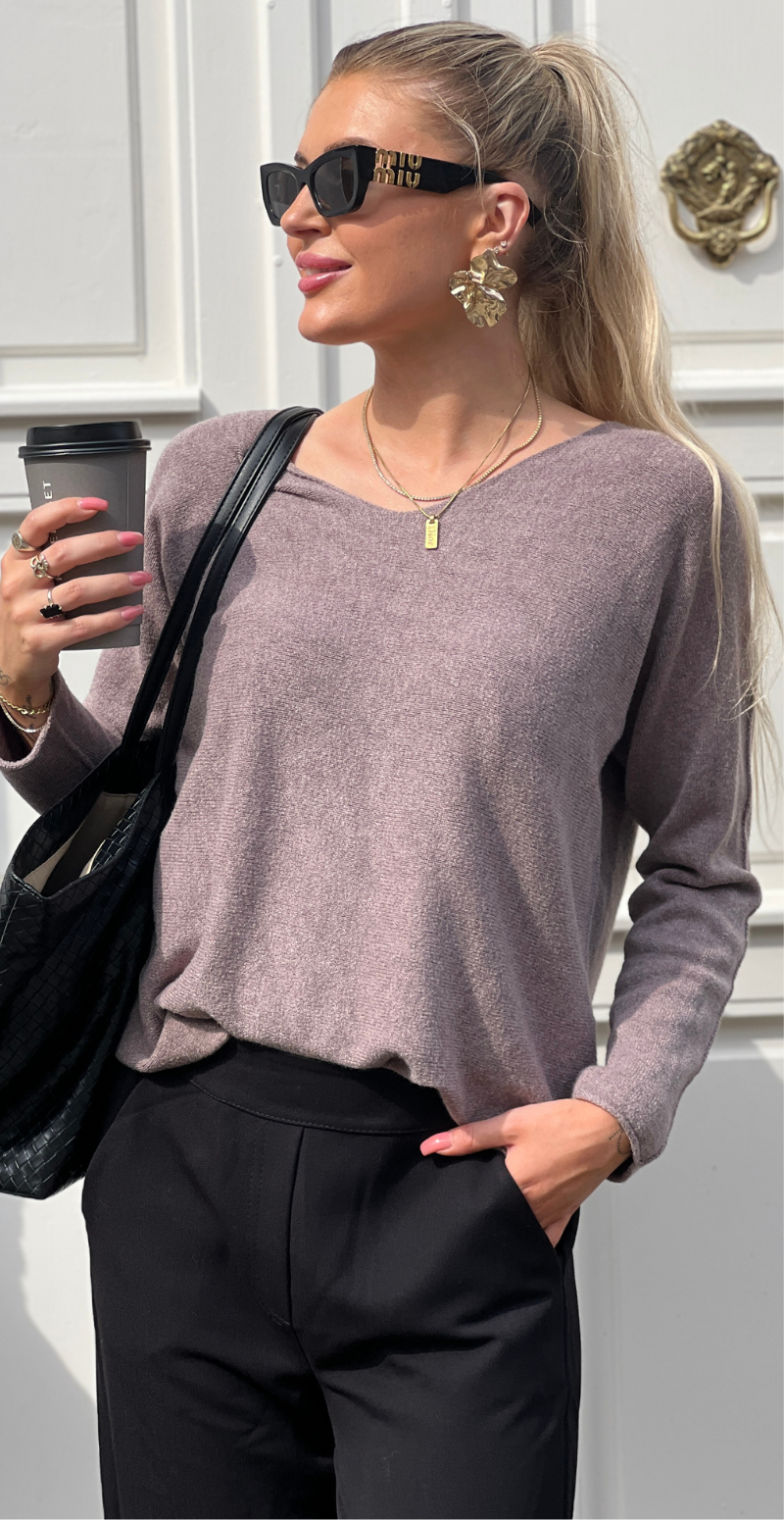 Inga blød strikbluse med v-hals fango LikeLondon