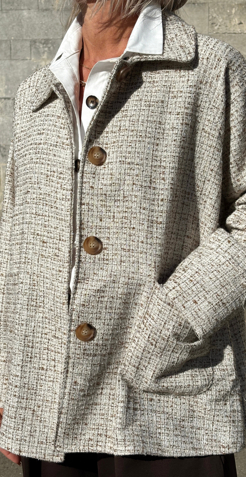 Kassandra bouclé jakke beige LikeLondon