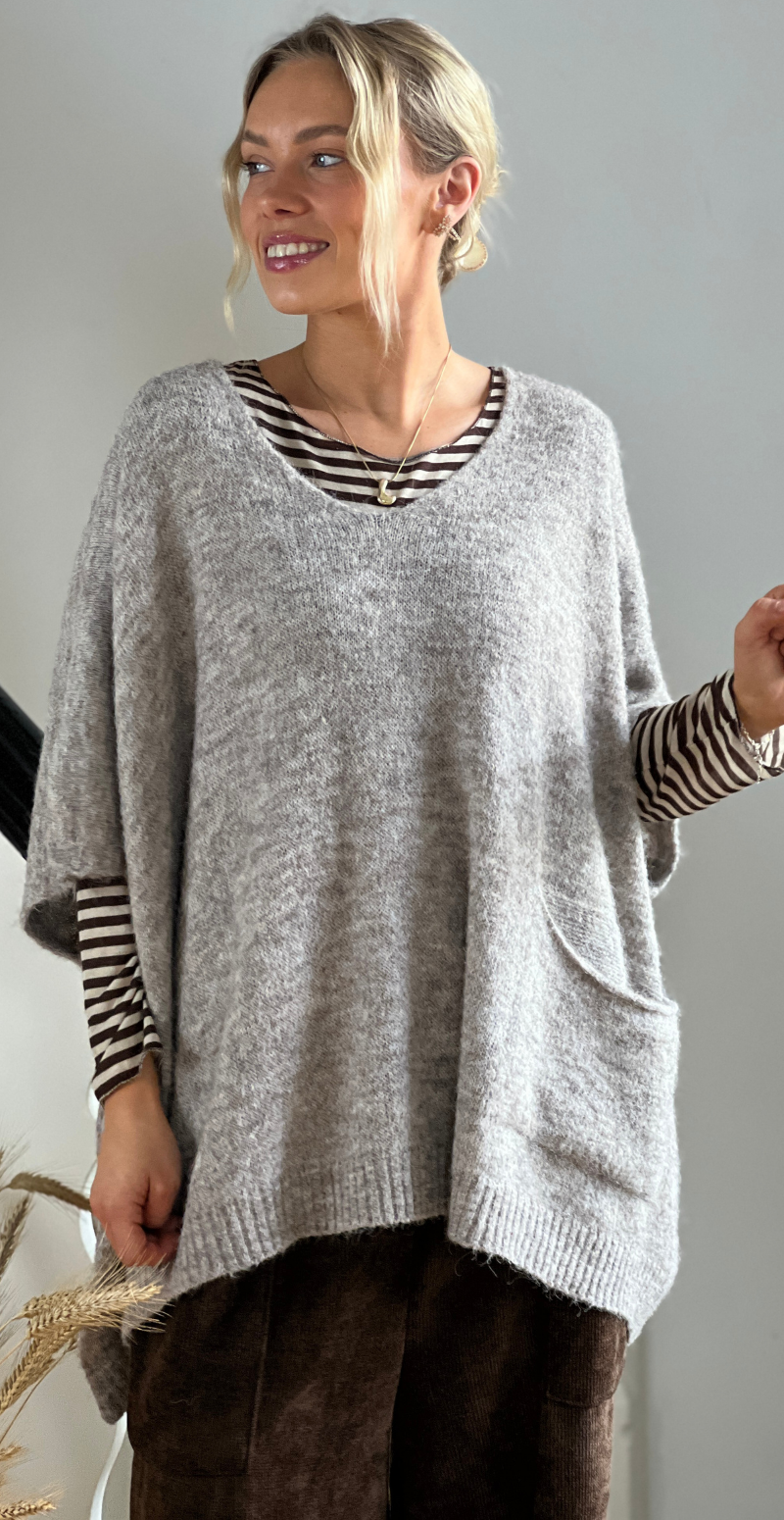 Doris strikvest med lomme og v-hals taupe LikeLondon