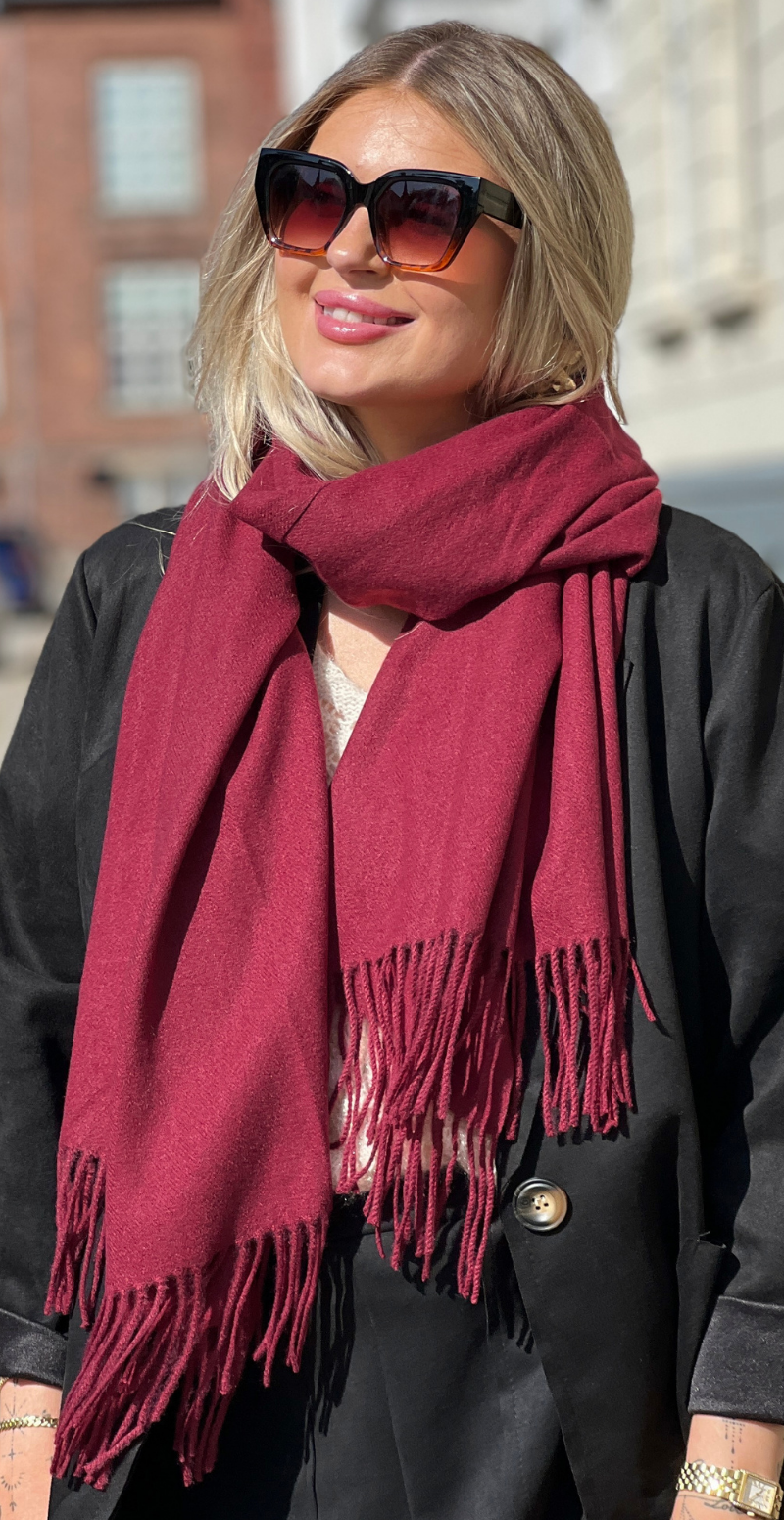 Kashmir med tynde frynser bordeaux LikeLondon