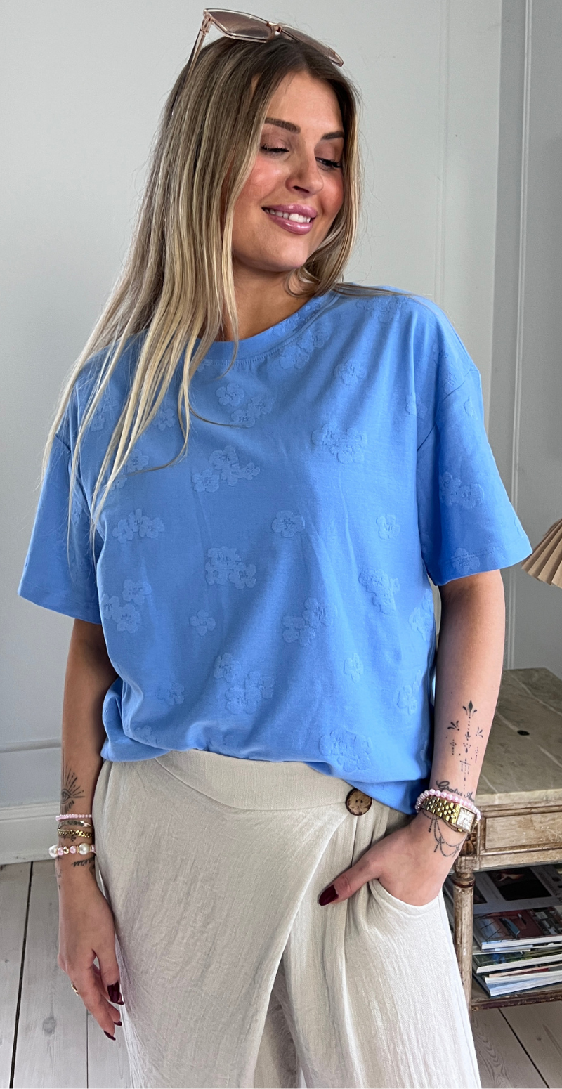 Ziprea bluse med præget blomstermønster vista blue Freequent