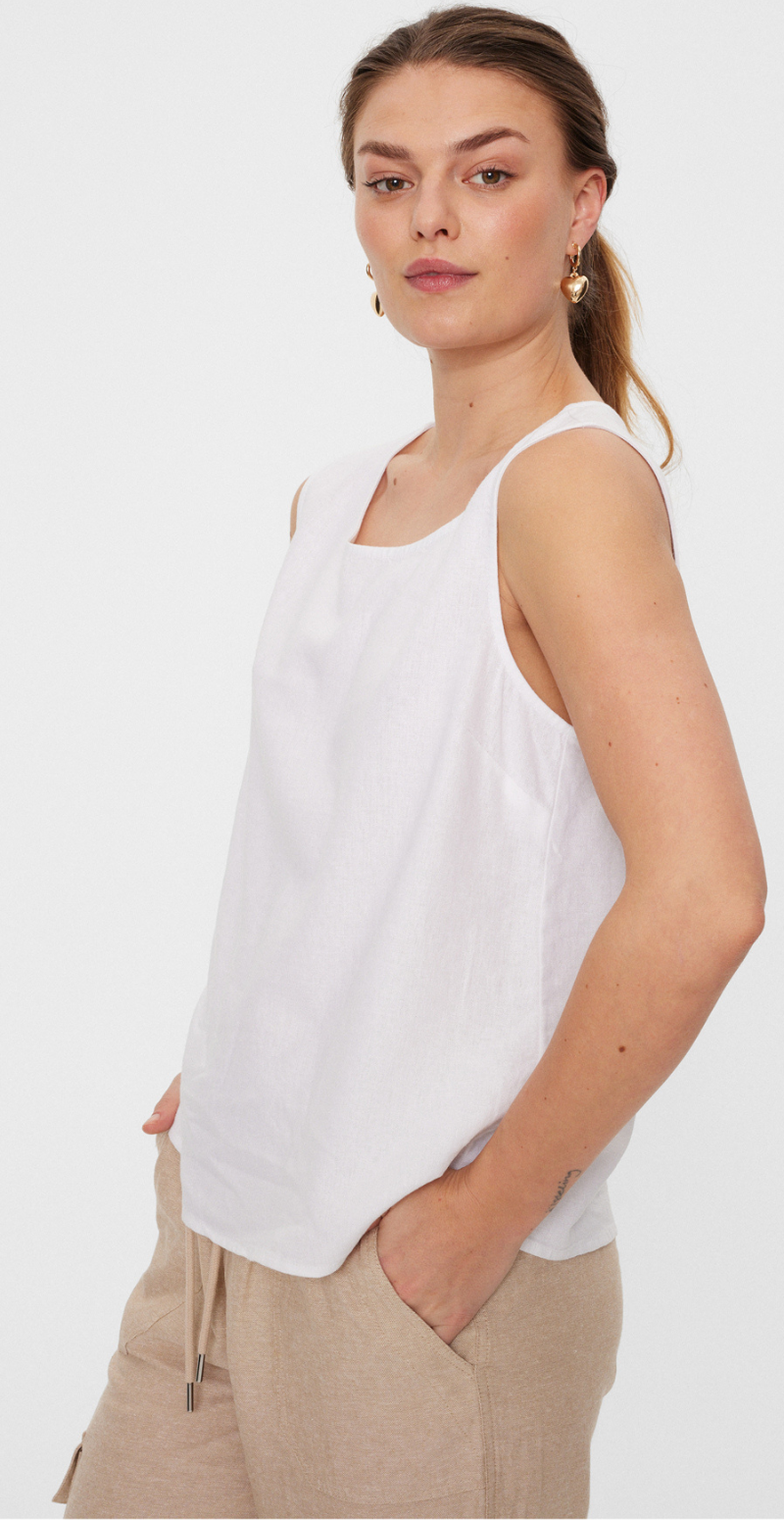 Lava hør top med knapper og brede stropper brilliant white Freequent