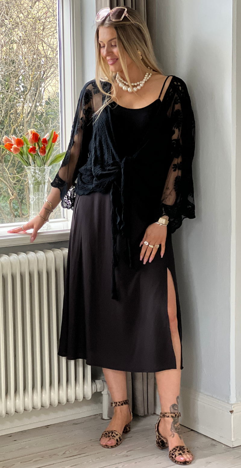 Forudbestil uge 16 Norma blonde cardigan med bindebånd sort LikeLondon