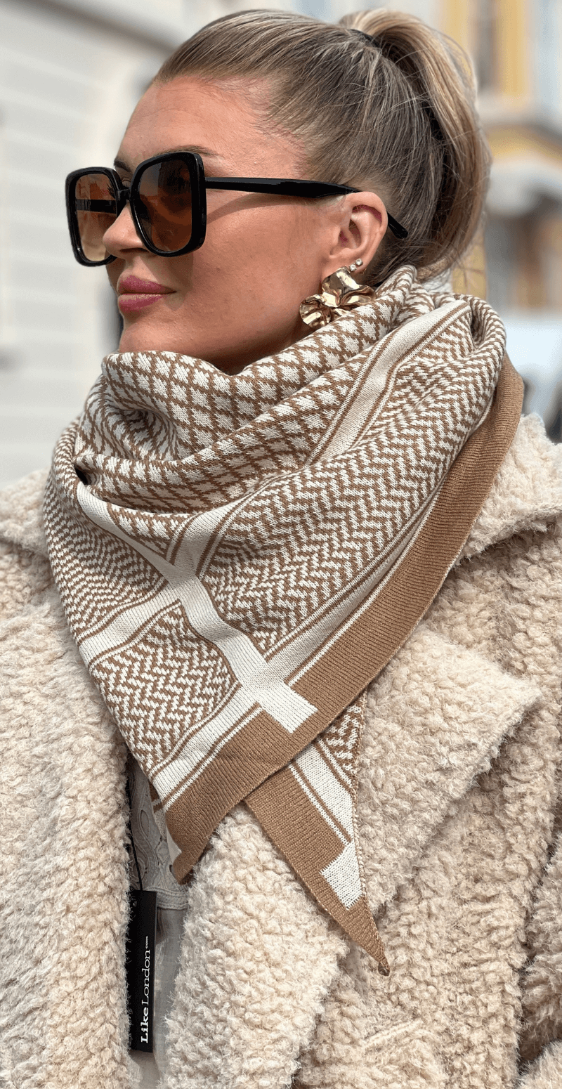 Tørklæde med print camel