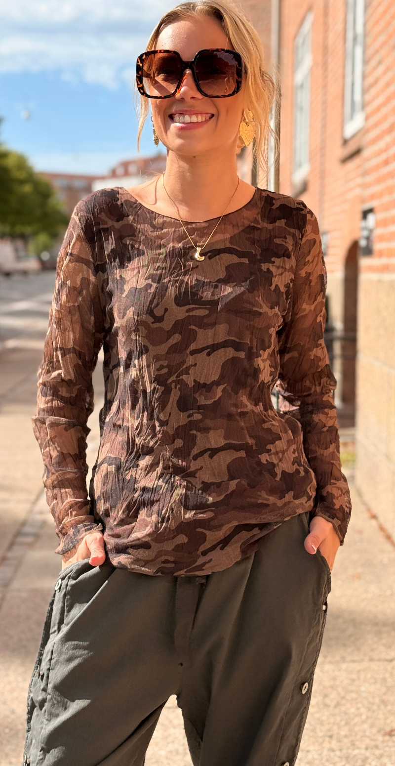 Sofie langærmet meshbluse med indertop fango camouflage LikeLondon