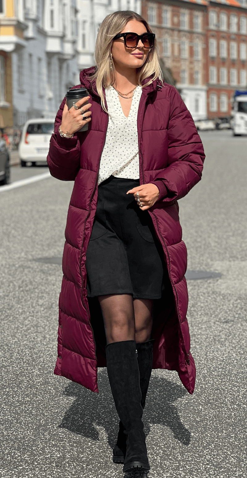 Liva frakke med hætte bordeaux LikeLondon