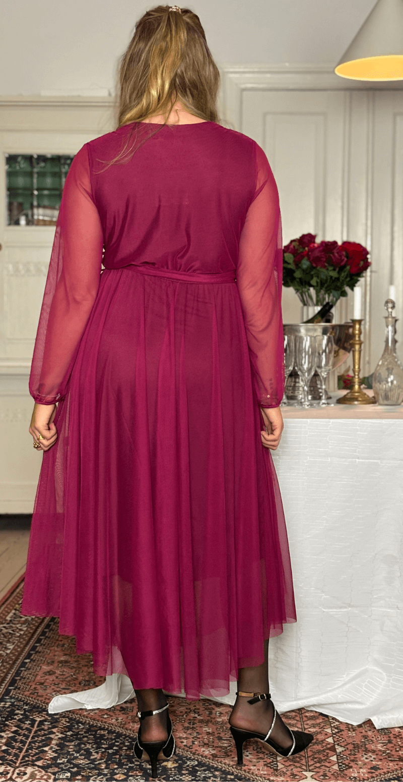 Angelika chiffon kjole med bindebånd bordeaux LikeLondon