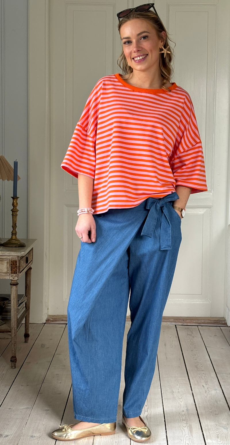 Zenia t-shirt med striber pink/orange LikeLondon