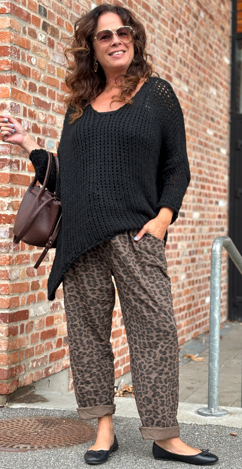 Beatrix oversized strik i grov rib sort LikeLondon