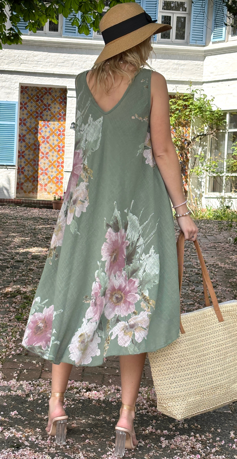Faye kjole med brede stropper og blomstermotiv khaki LikeLondon