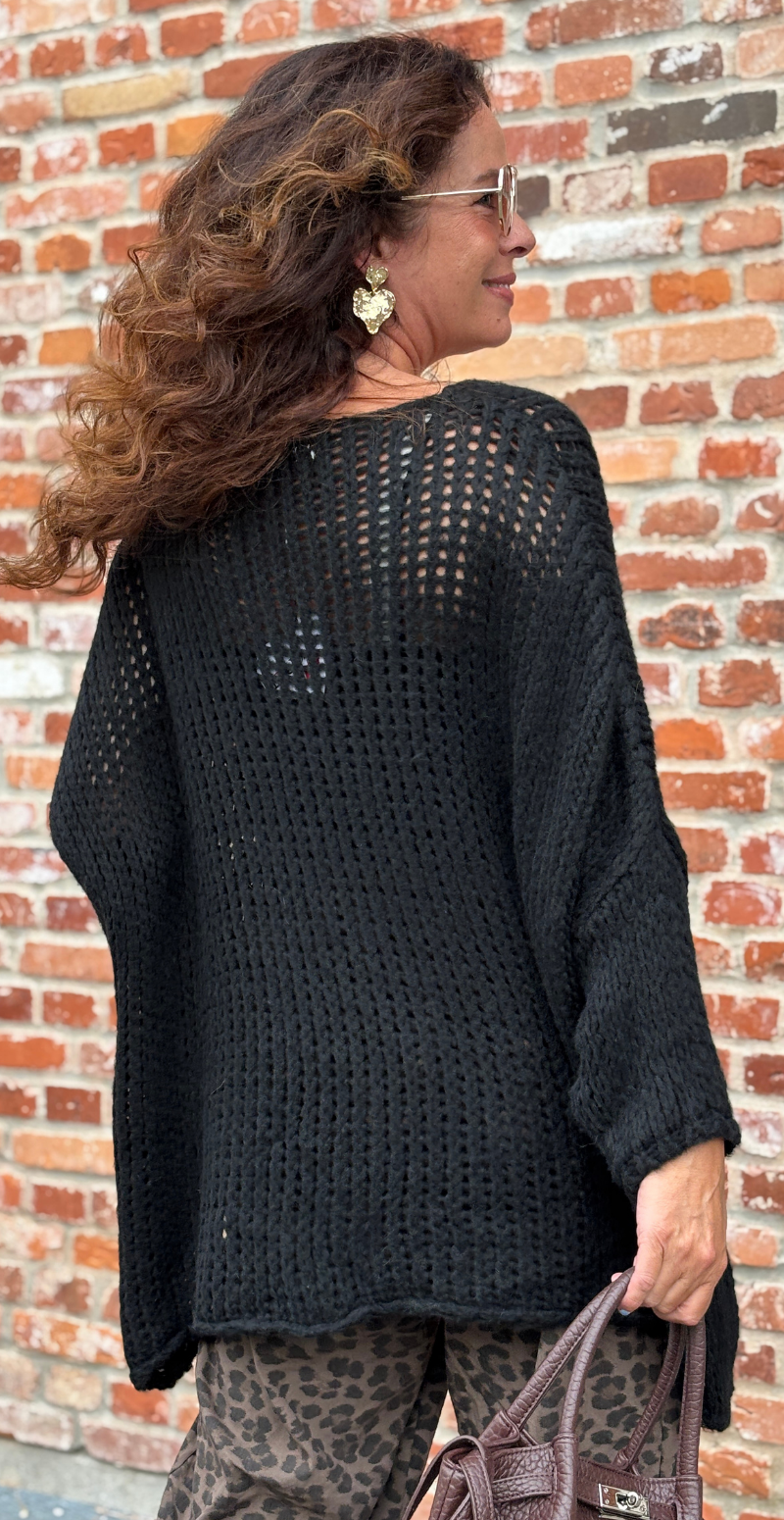 Beatrix oversized strik i grov rib sort LikeLondon
