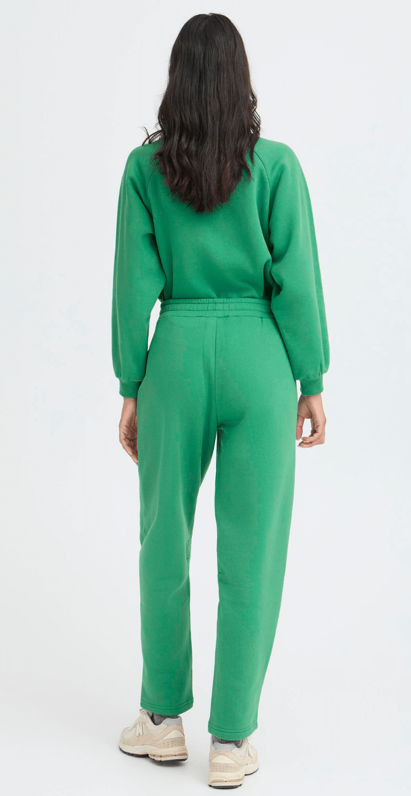 Mille sweatpants leprechaun