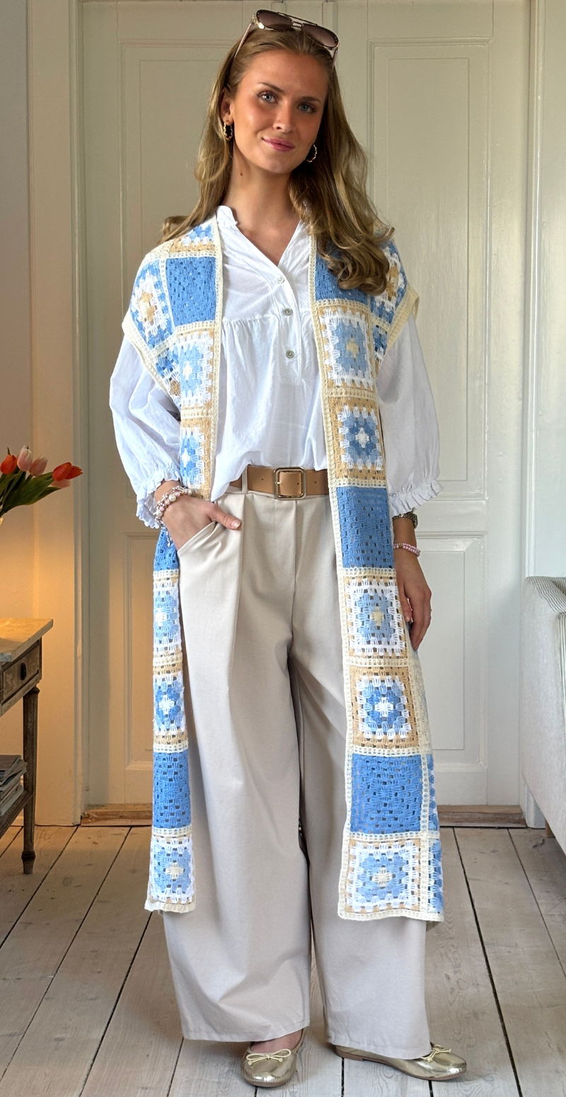 Macy lang hæklet patchwork cardigan lysblå LikeLondon