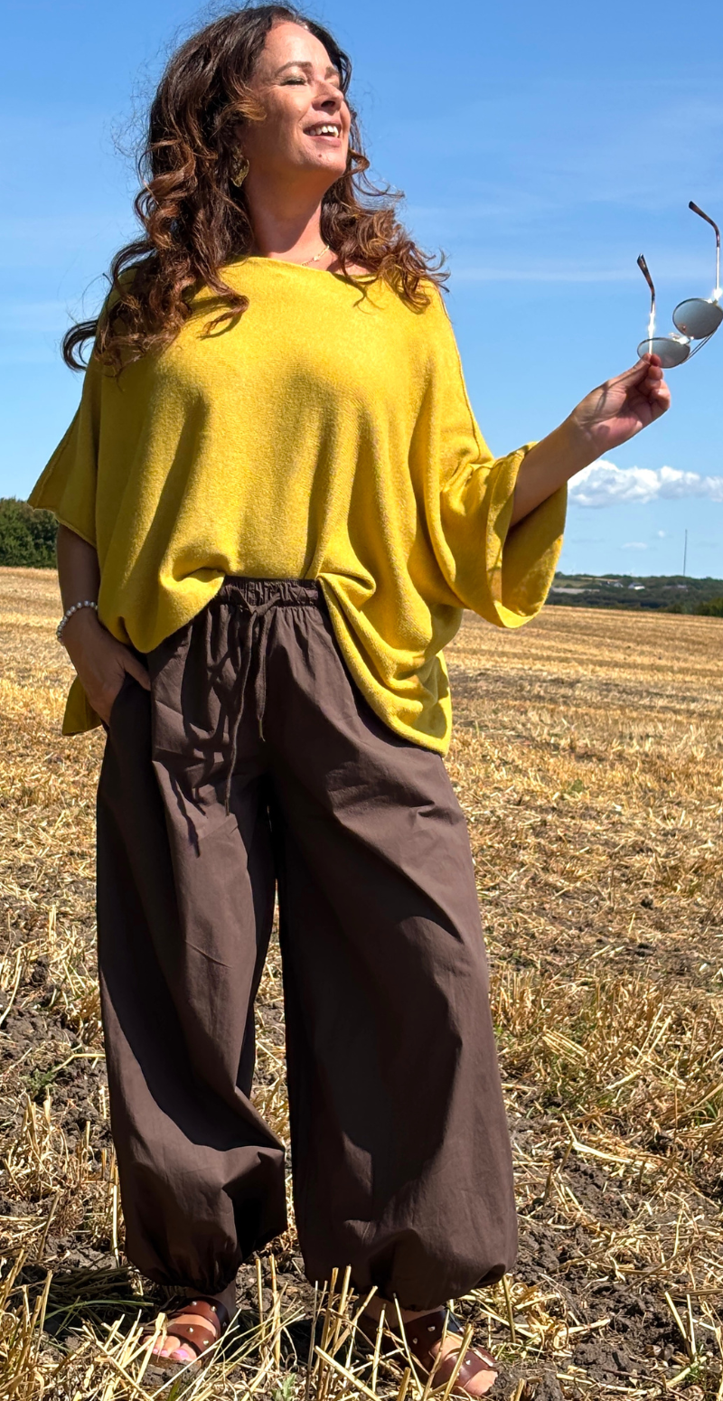 Elva strikbluse med vidde og 3/4 ærmer bamboo yellow LikeLondon