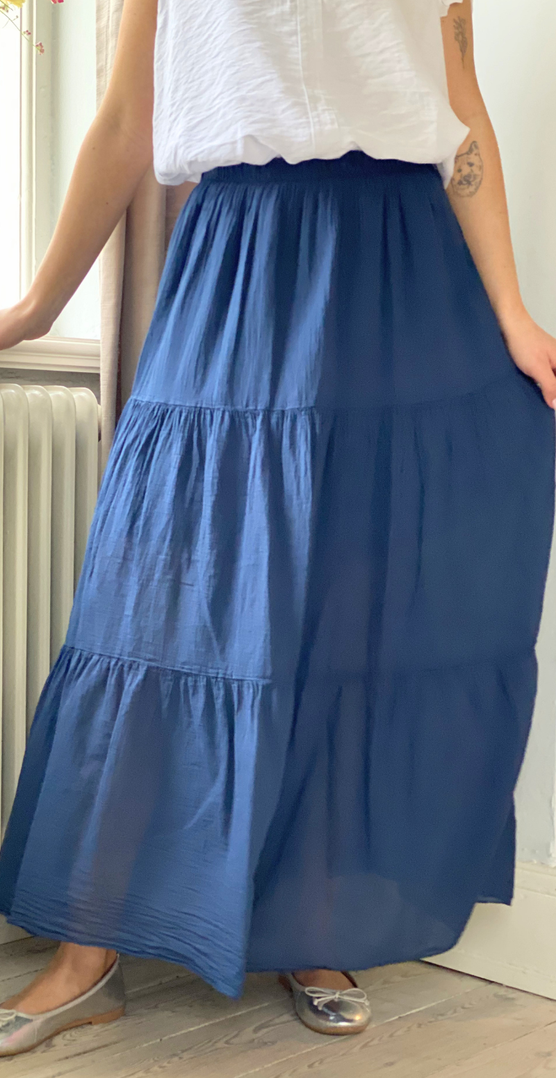 Gigi lang nederdel med peplum navy LikeLondon