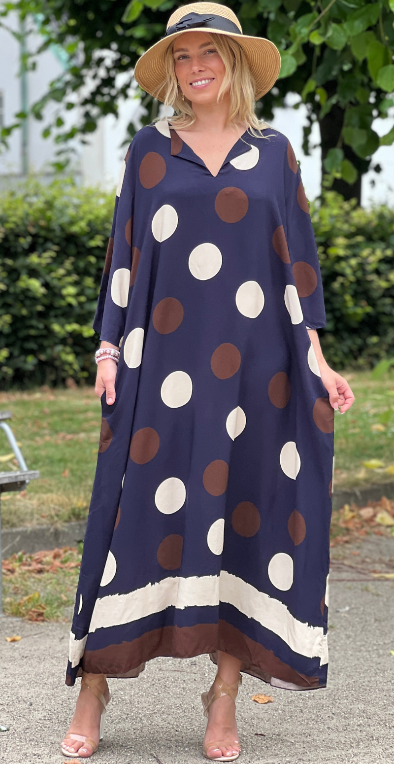 Effie lang kjole med store dots og lommer navy LikeLondon