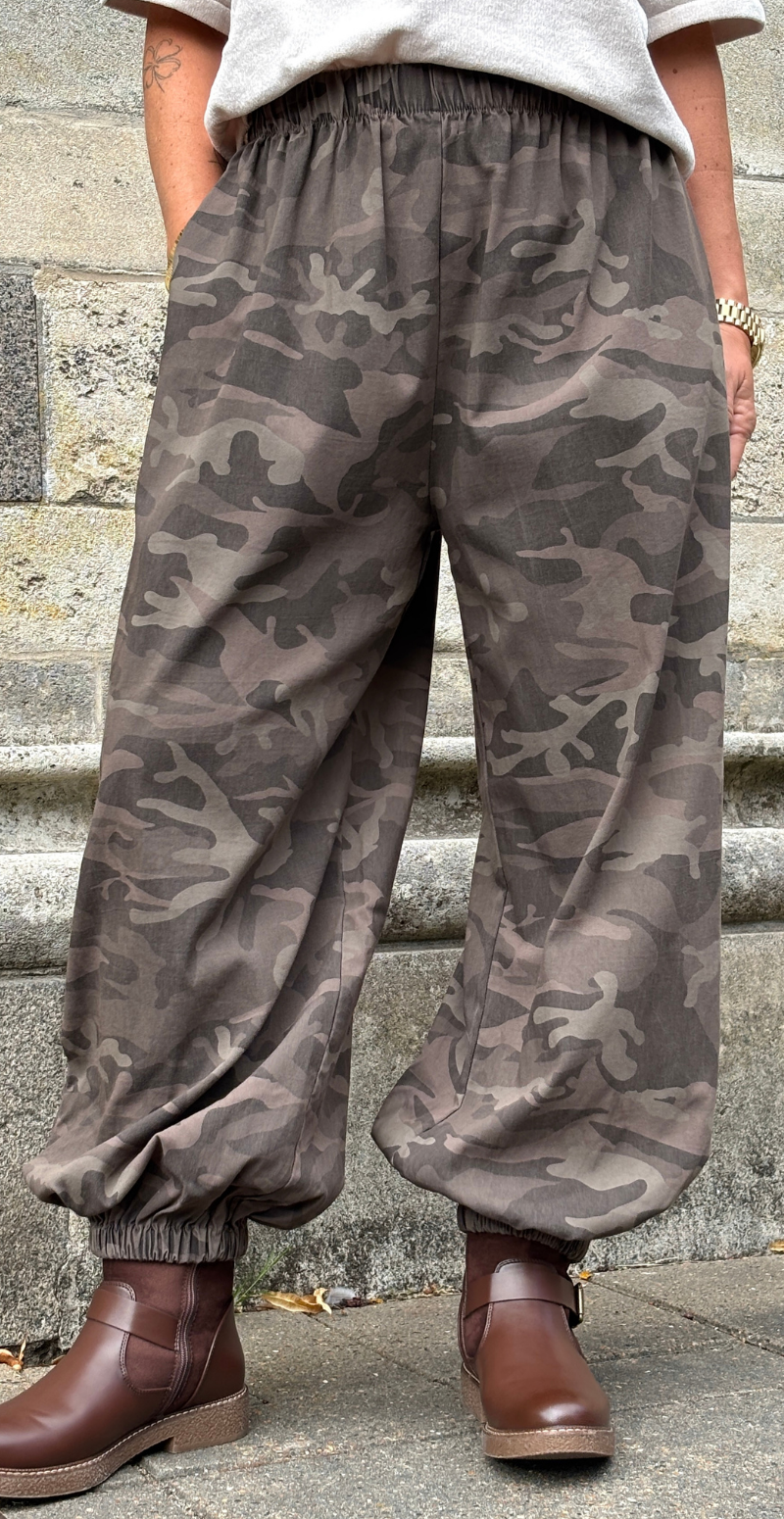 Rifa ballonbukser med camouflage print fango LikeLondon