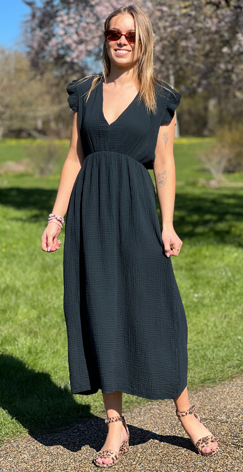 Tamara kjole med flæsekant og bindebånd sort LikeLondon