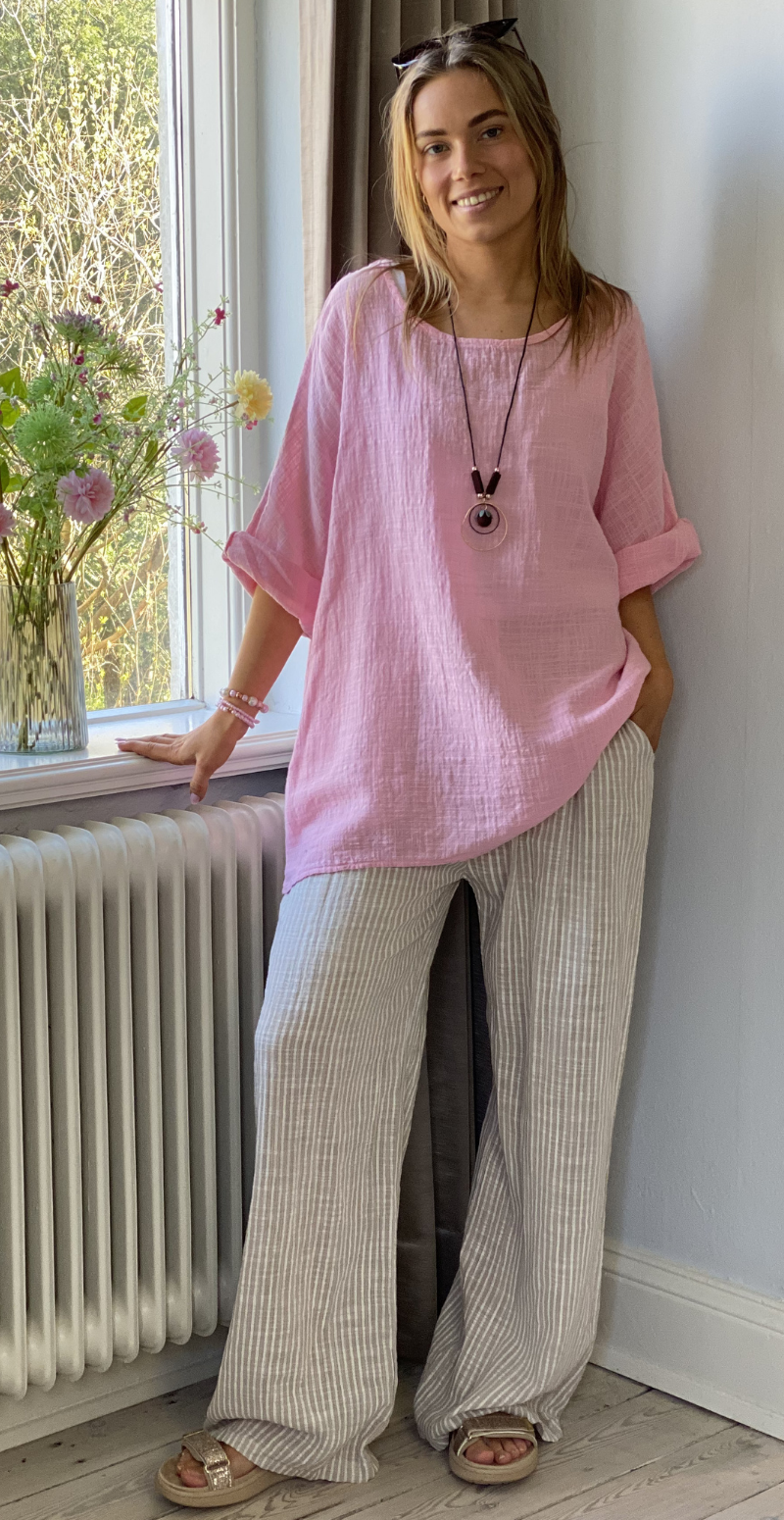 Alida bluse med vidde og halskæde rosa LikeLondon