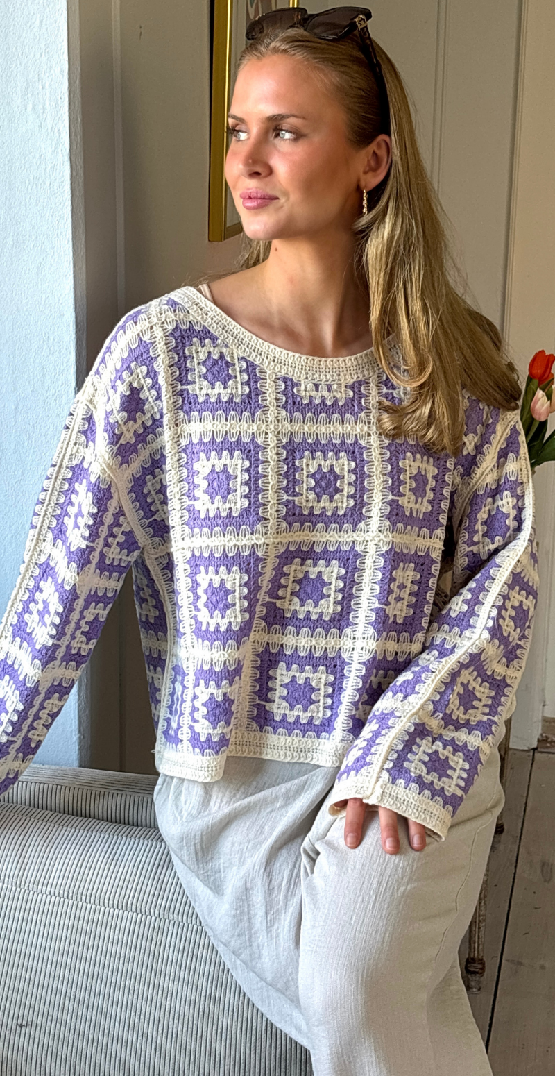 Isolde hæklet patchwork bluse lilla LikeLondon