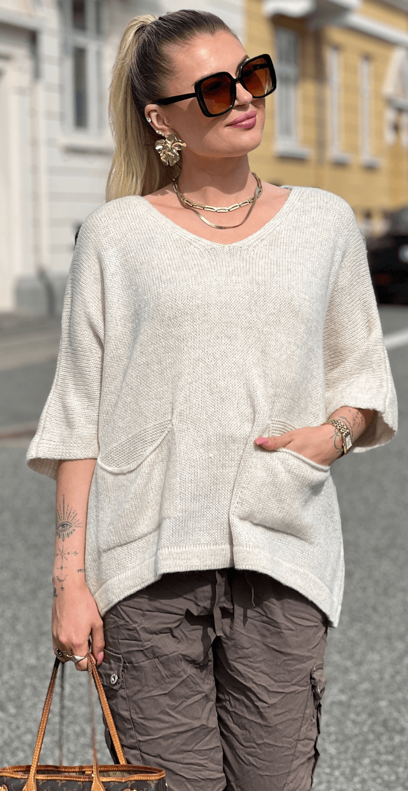 Laura strik med korte ærmer og lommer beige LikeLondon