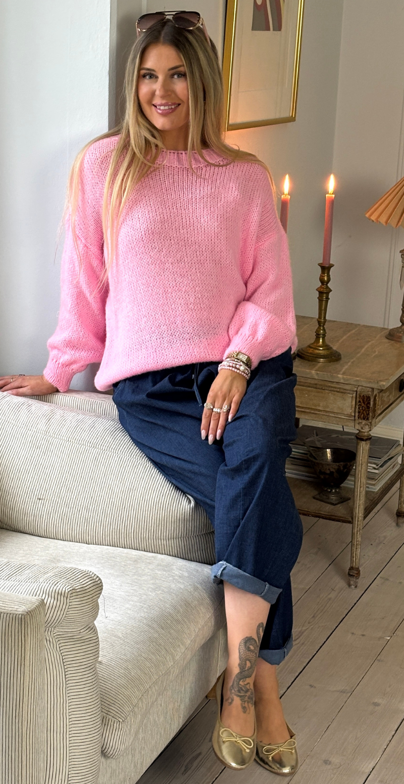 Rosaly strik med rund hals og ribkanter pink LikeLondon