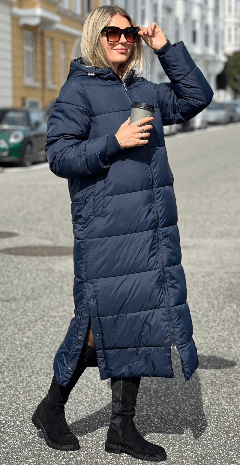 Liva frakke med hætte navy LikeLondon