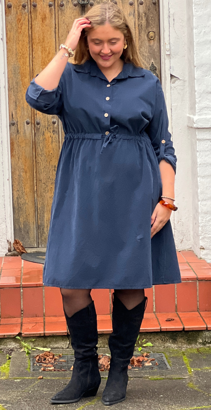 Silvia fløjlskjole med snøre i taljen navy LikeLondon