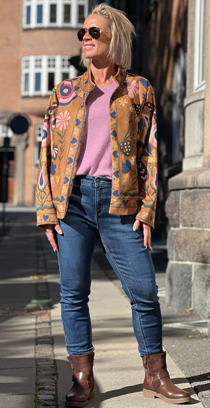Estelle jakke i ruskindslook med mønster mustard LikeLondon