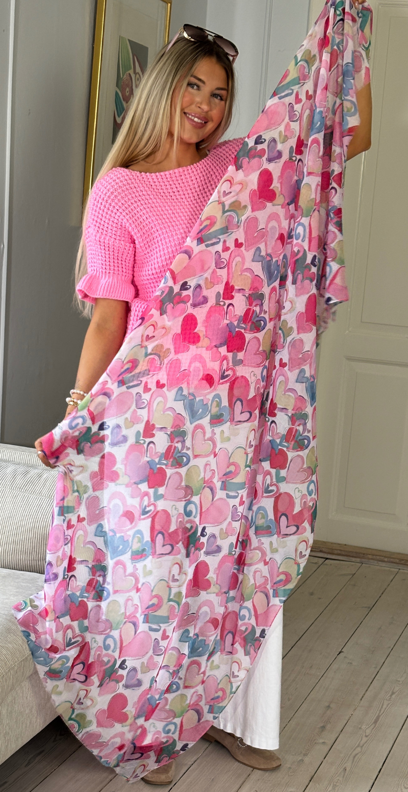 Tørklæde med hjerter i forskellige farver pink LikeLondon