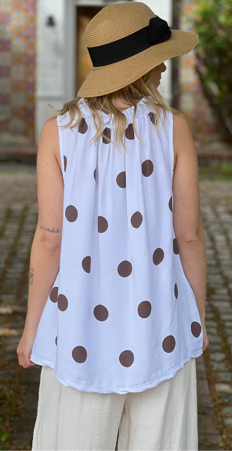Mille top med flæsekrave og store prikker snow white LikeLondon