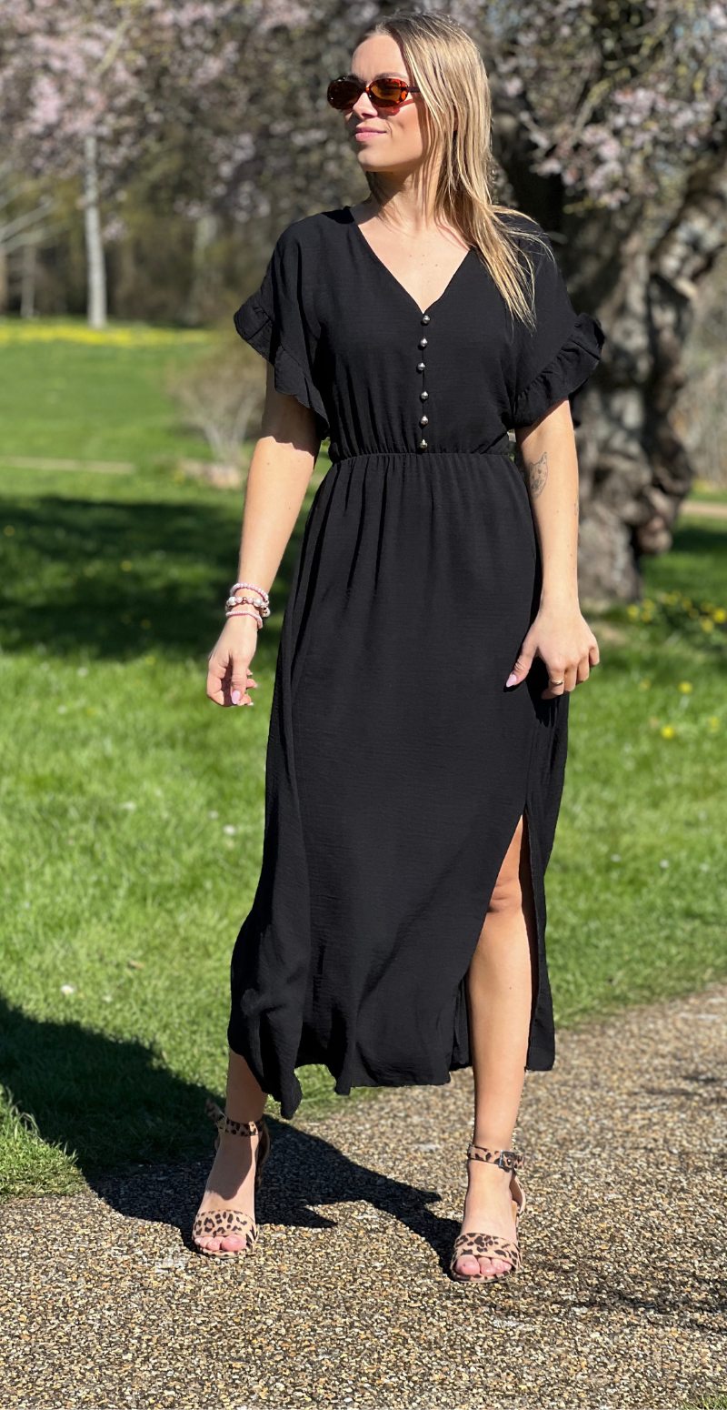 Cordelia kjole med guldknapper og bælte i taljen sort LikeLondon