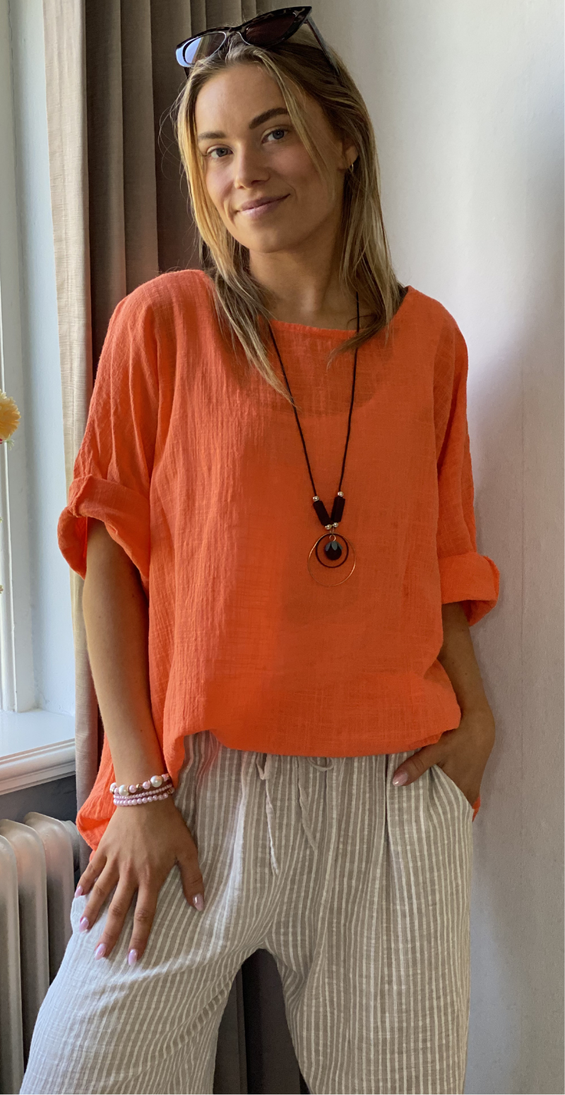 Alida bluse med vidde og halskæde orange LikeLondon