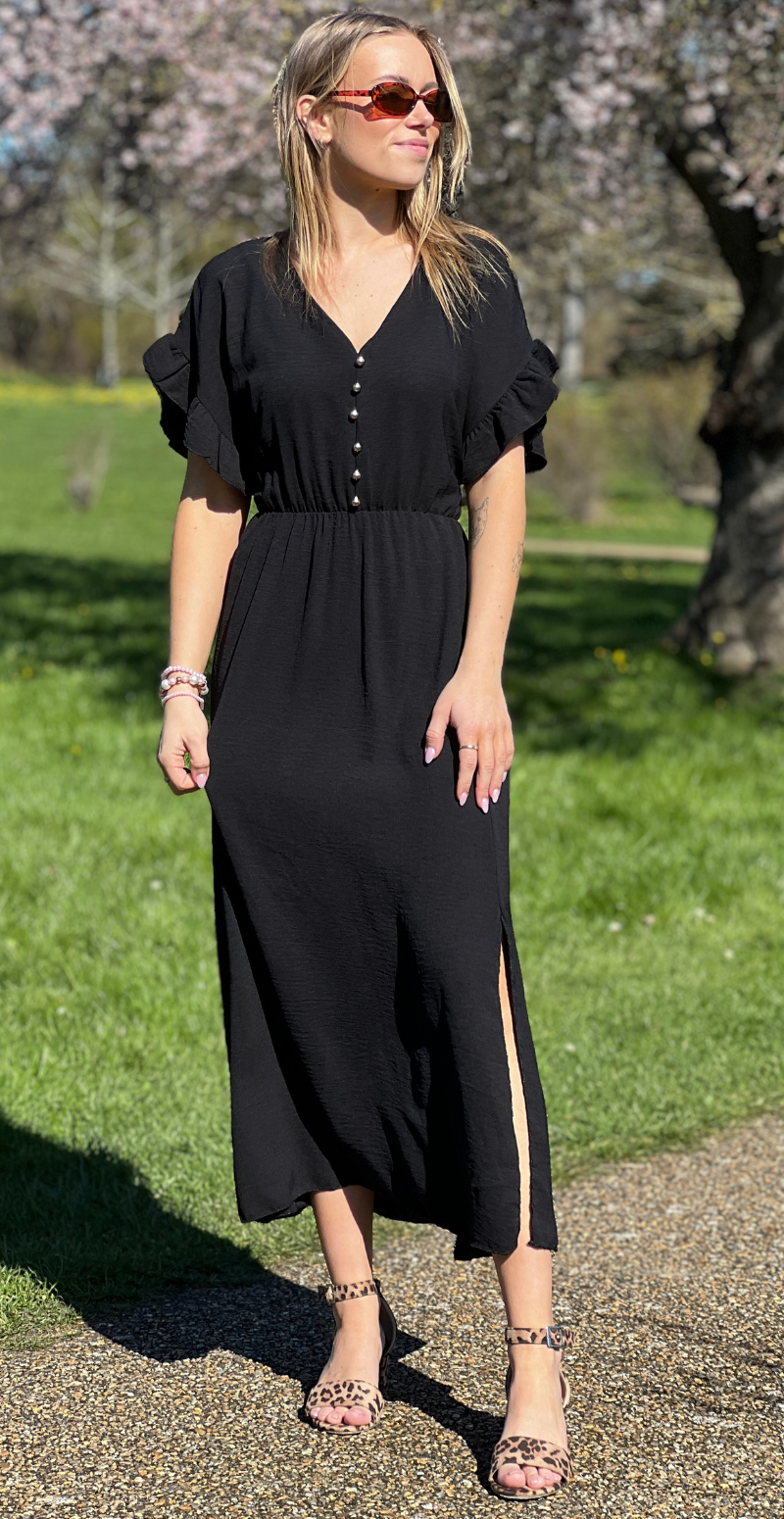 Cordelia kjole med guldknapper og bælte i taljen sort LikeLondon