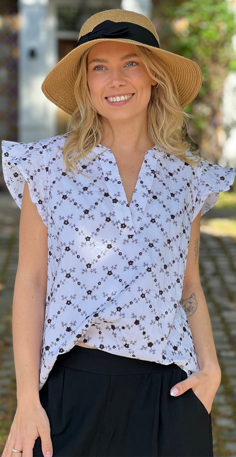 Alisa bluse med broderi anglaise Brilliant white w. coffee bean Freequent