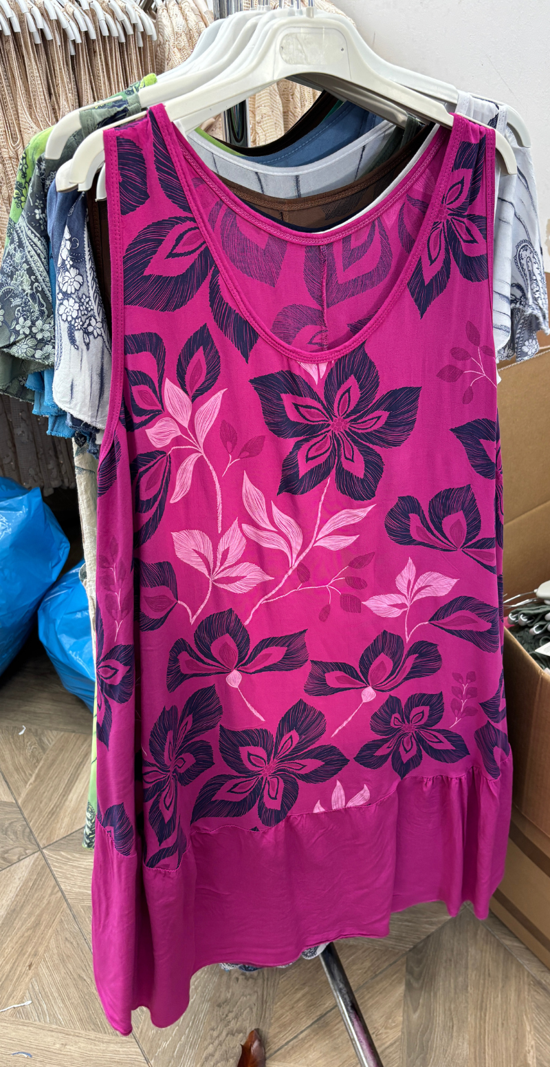 Forudbestilling uge 21 Safira kjole med peplum og blomsterprint pink LikeLondon
