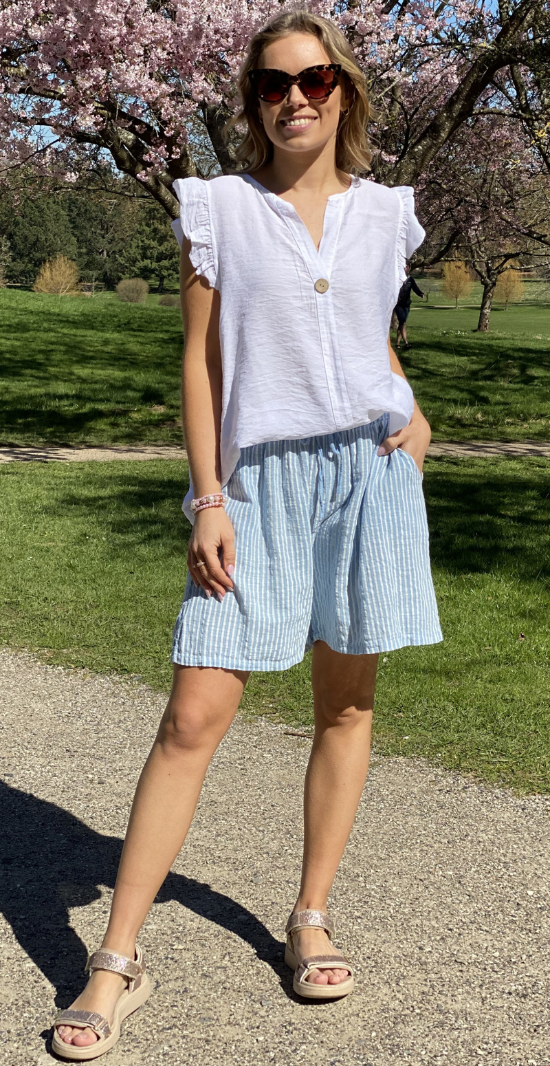 Elise stribet shorts light blue LikeLondon
