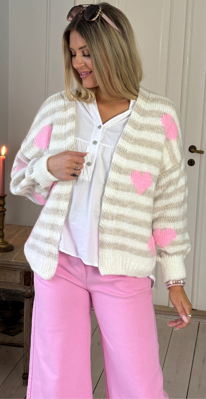 Marlene strik cardigan med striber og hjerter beige LikeLondon
