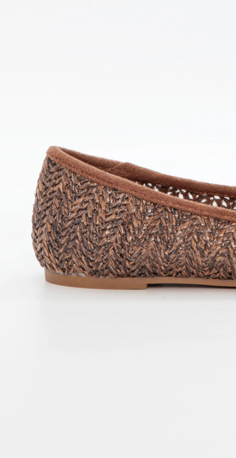 Ballerina i hæklet materiale brun Duffy